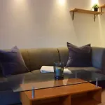 Stilvolle Mit Balkon&parkplatz * Rostock
