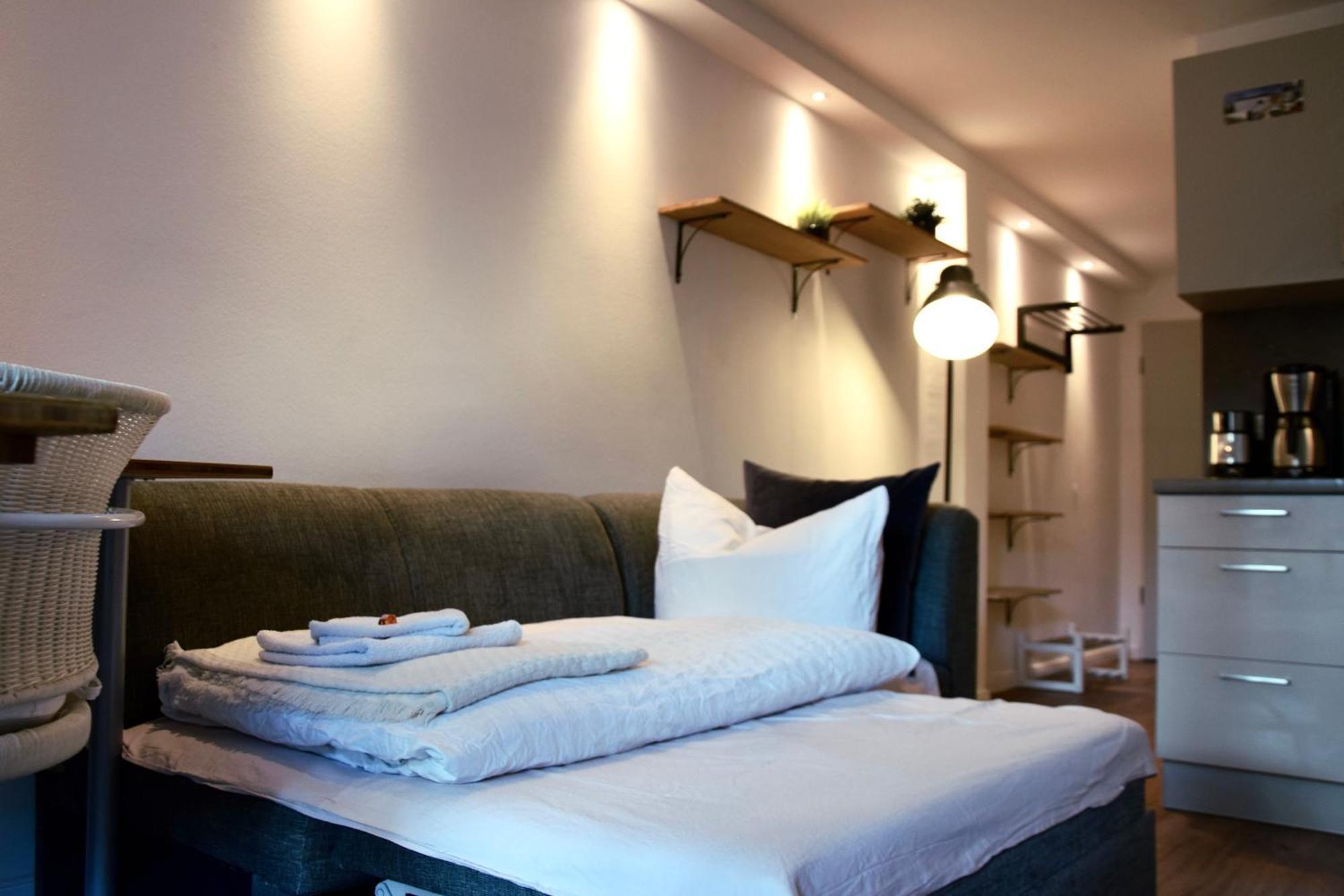 Stilvolle Mit Balkon & Parkplatz *